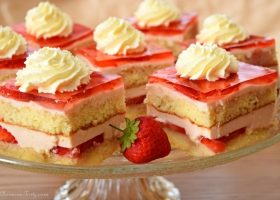 Strawberry Cake